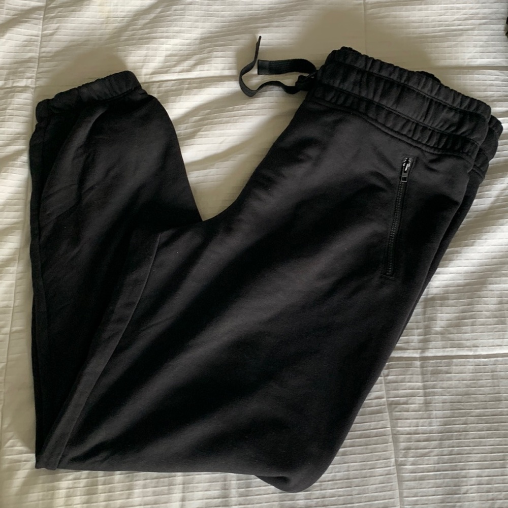 Black sweatpants